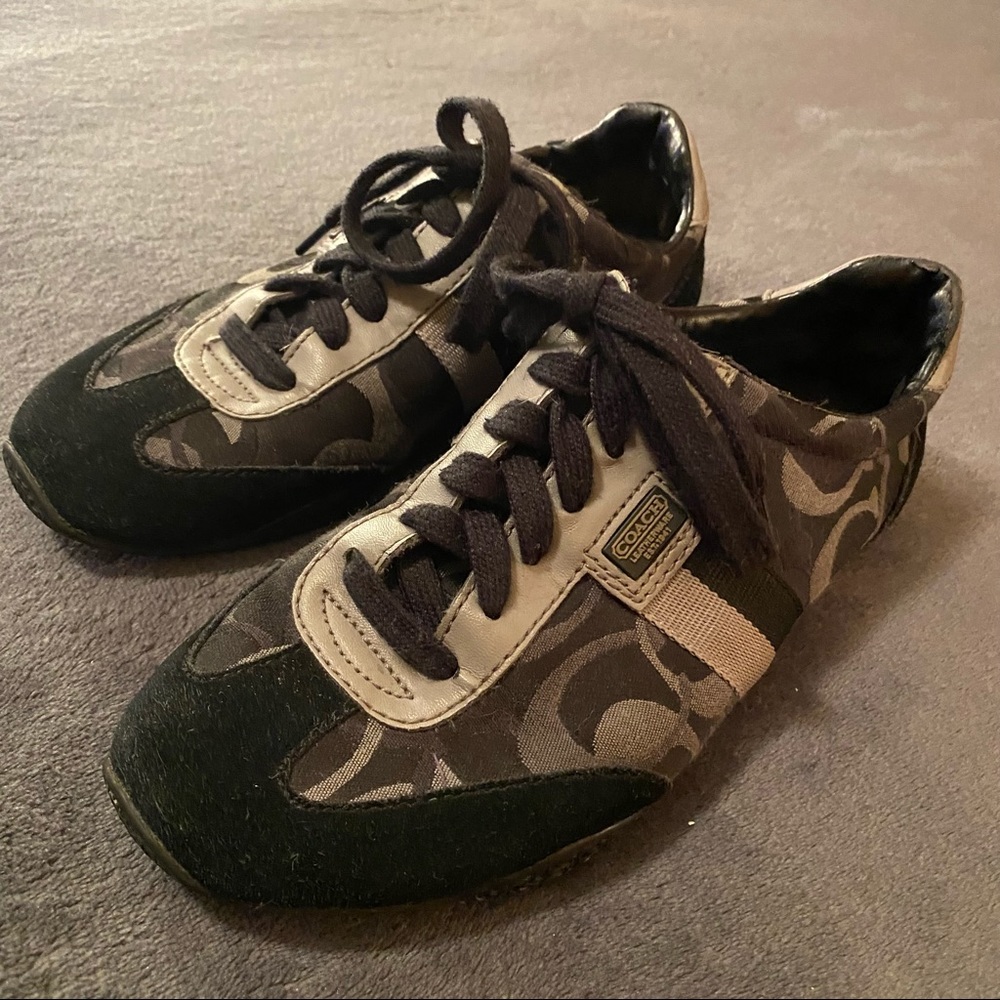 Coach Shoes- Size: 6.5